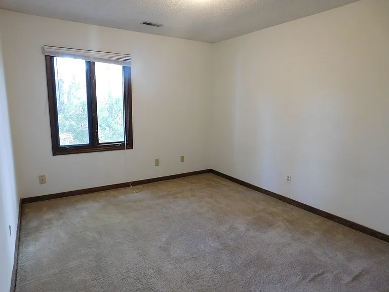 1524 College Way — Photo 7
