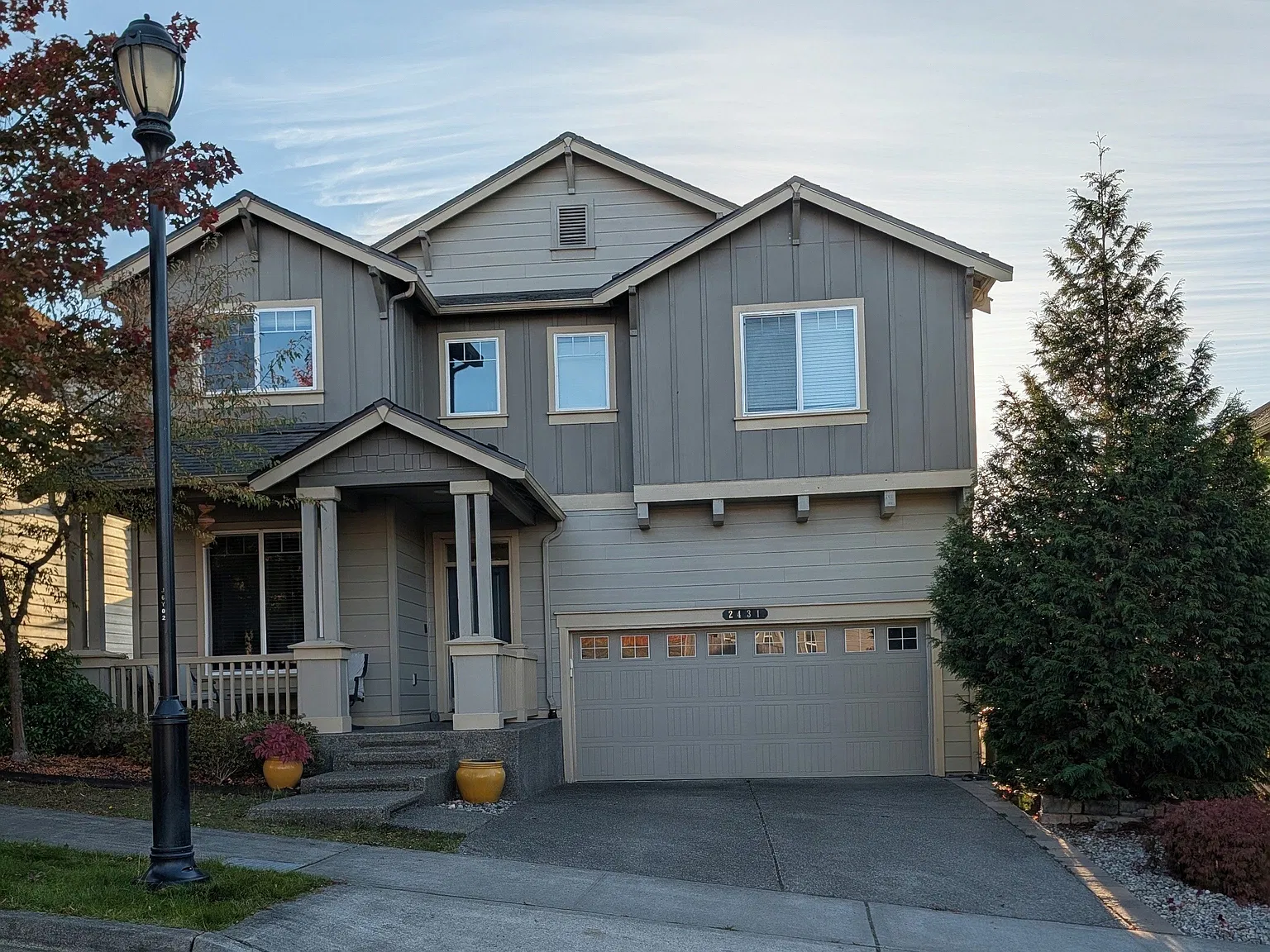 4 bed, 2741 sqft, $3,300 — Photo 1