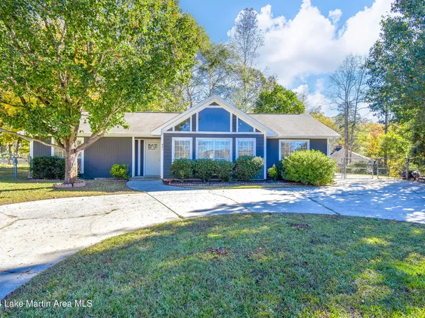 931 Lakeshore Dr, Jacksons Gap, AL 36861