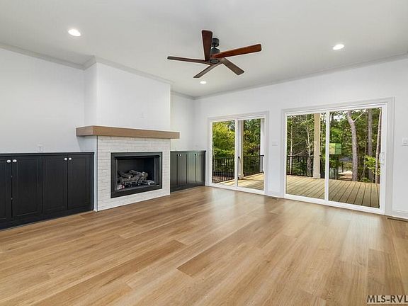 4th image of 3506 Birdsong Rd