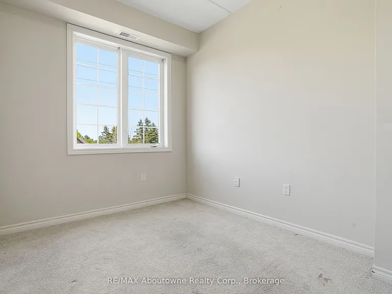 1083 Gordon St #310 — Photo 31