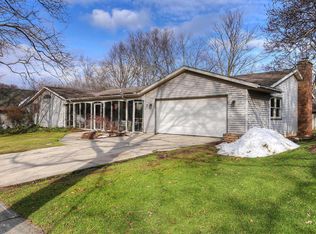 131 Sorrento Dr, Holland, MI 49423