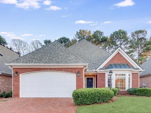 1705 Woodberry Run Dr, Snellville, GA 30078