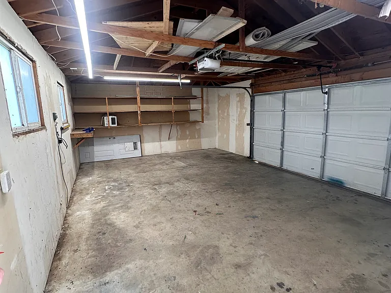 814 Julian St — Photo 37