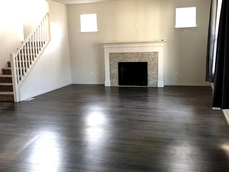 5273 SW Freya Ter — Photo 2