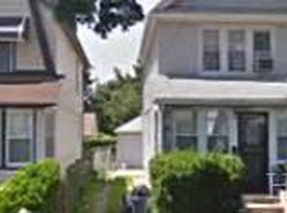 10406 221st St, Queens Village, NY 11429