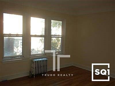 1st image of 2944 N Albany Ave #2946-1W
