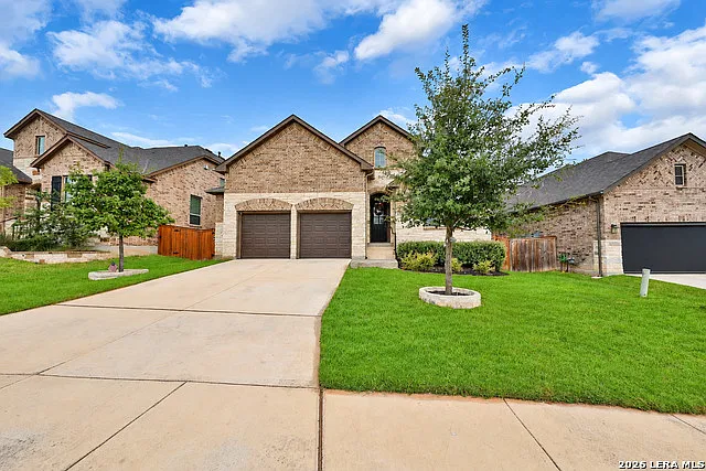 4 bed, 3.5 bath, 3105 sqft, $3,000 — Photo 1