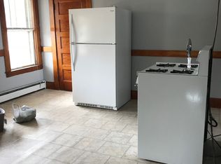 126 Pleasant St APT 2R, Gardner, MA 01440