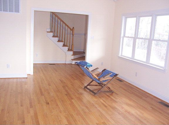 4th image of 347 Marina Dr