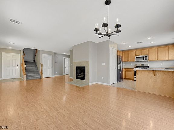 5th image of 6254 Desert Lavender Ave