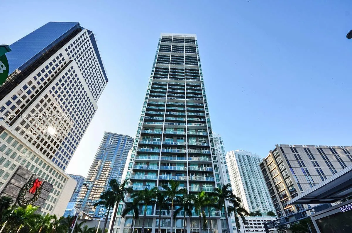 500 Brickell East Condo — Photo 1