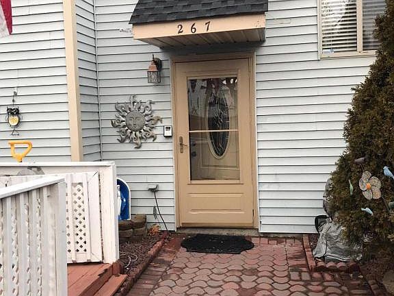 3rd image of 267 Candon Ave