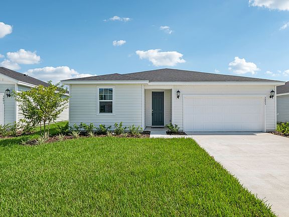 Exterior of the Foxglove floorplan at Lakes at Bella Lago.