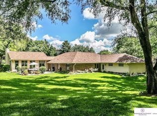 1024 S 211th St, Elkhorn, NE 68022