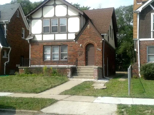 17203 Roselawn St, Detroit, MI 48221