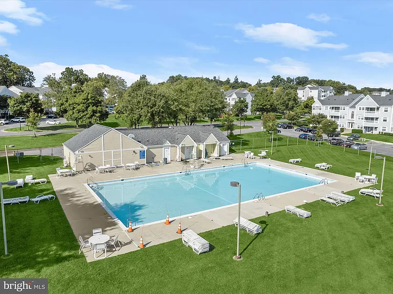 8375 Montgomery Run Rd #F — Photo 39