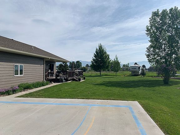 4th image of 1430 Cote Ln