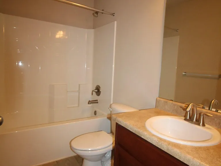 4479 Winona Ln — Photo 16