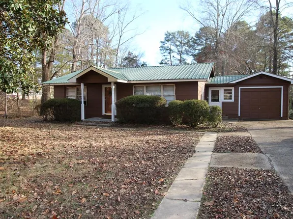 158 Hawkins Ln, Huntingdon, TN 38344