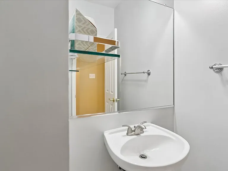 2943 Saint Helen Cir — Photo 10