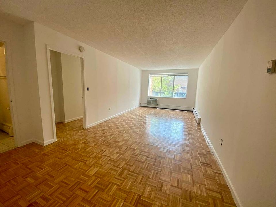 1st image of 142-19 Barclay Ave #1GG