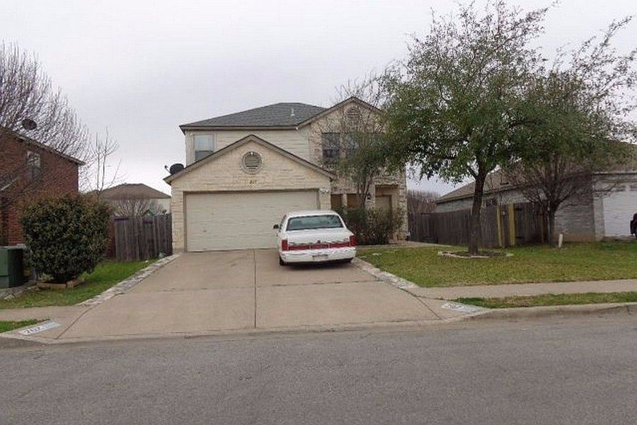 1st image of 207 Cottontail Dr