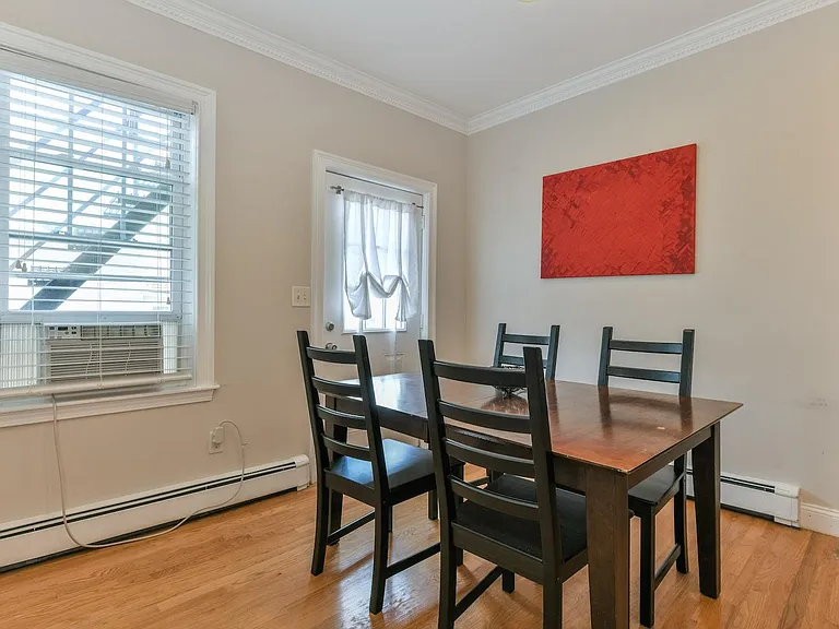 277 Silver St #2 — Photo 4