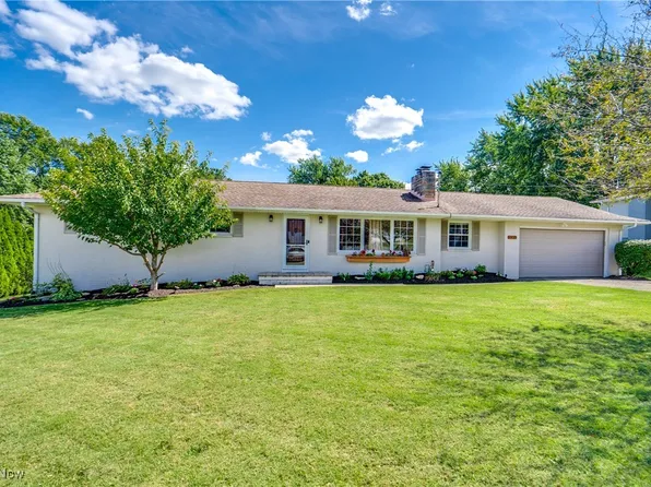 5910 Navarre Rd SW, Canton, OH 44706