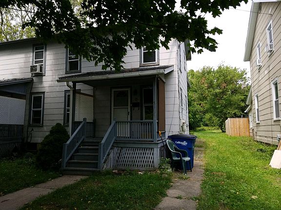2nd image of 138 Ontario St