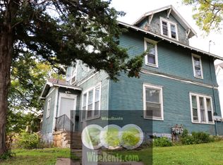 530 S 4th St #1, Mankato, MN 56001