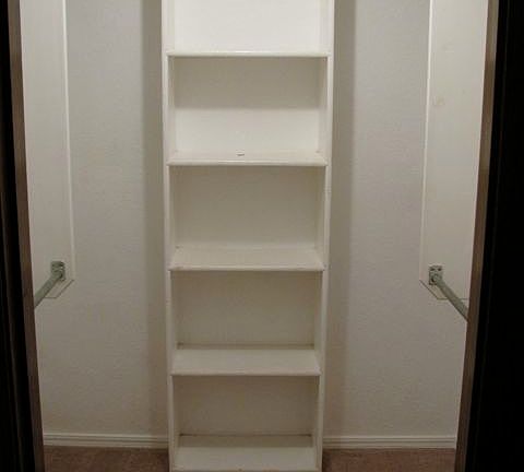 Walk in closet