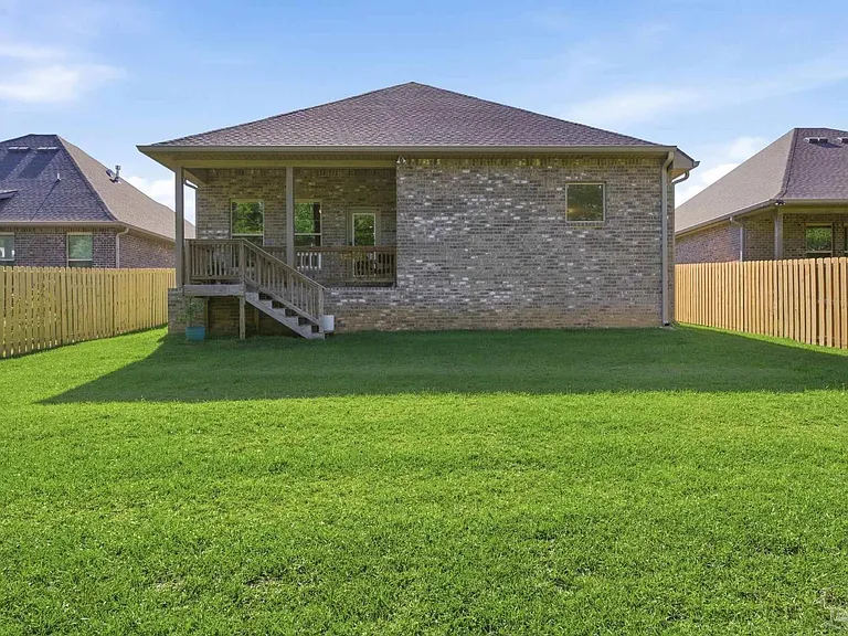 3203 Mountain Laurel Trl — Photo 35