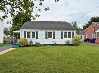 6825 Westmoreland Rd, Falls Church, VA 22042