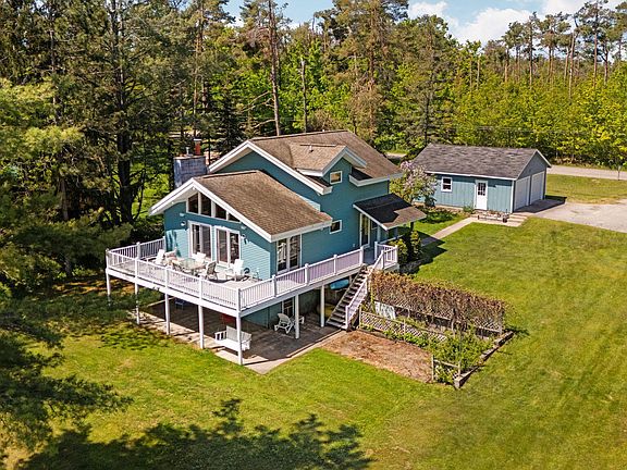 2nd image of 2623 W Dixon Lake Dr