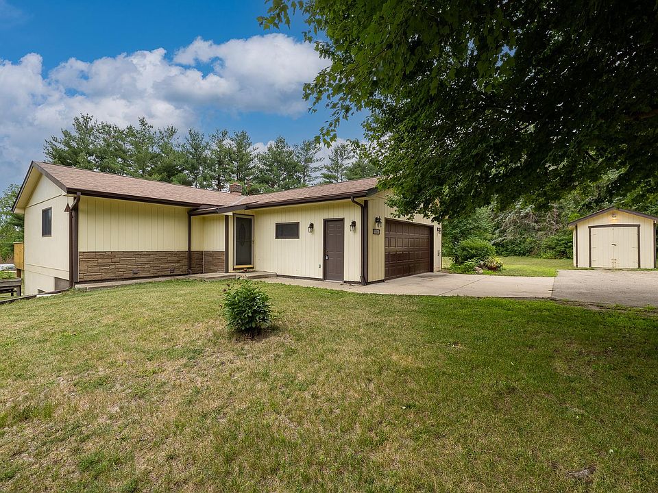 1st image of 10661 First Timberlane Dr