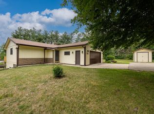 10661 First Timberlane Dr, Northfield, MN 55057
