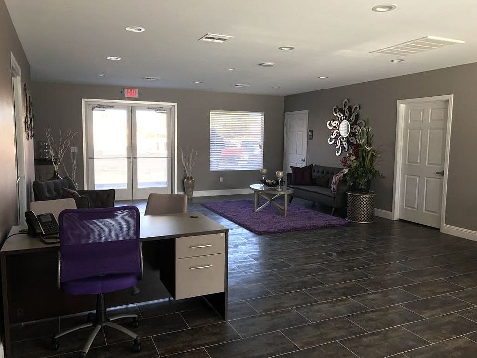 Harmon Hills office area