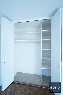 Rented by Bond New York | media 22