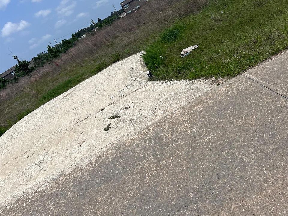 2nd image of 2034 Road 5702