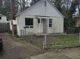 517 NW C St, Grants Pass, OR 97526