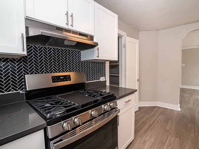 2700 N Monroe St — Photo 3