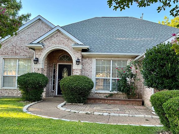 2nd image of 3332 Heather Glen Dr