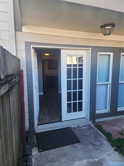 1st image of 1161 Lake Ave APT 127