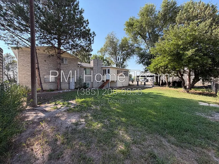 2942 N 2000 W — Photo 3