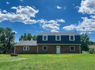 5233 Niles Rd, North Chesterfield, VA 23234