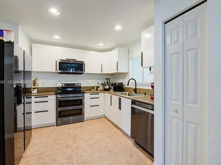 5955 London Ln #0 — Photo 8
