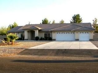 18660 Mingo Rd, Apple Valley, CA 92307