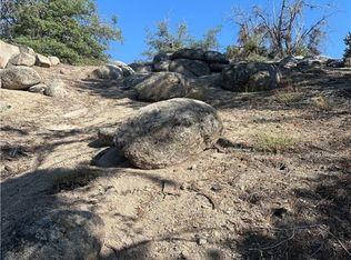 0 Hillcrest Dr, Running Springs, CA 92382