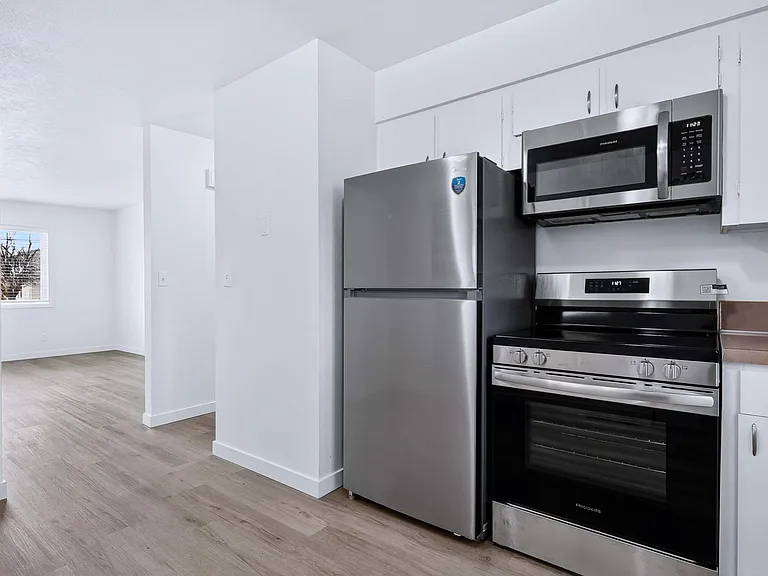 4902 W Targee St — Photo 13